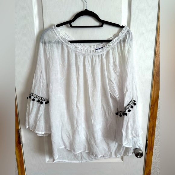 Plus size Apt. 9 White Blouse with Black Accents - Picture 1 of 6